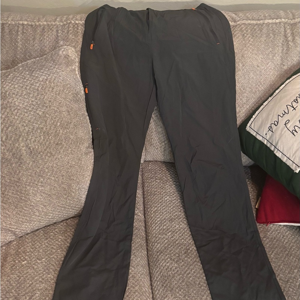 Men’s Performance Outdoor Pants 36 Tall XLT Zipper Pockets Hiking Travel